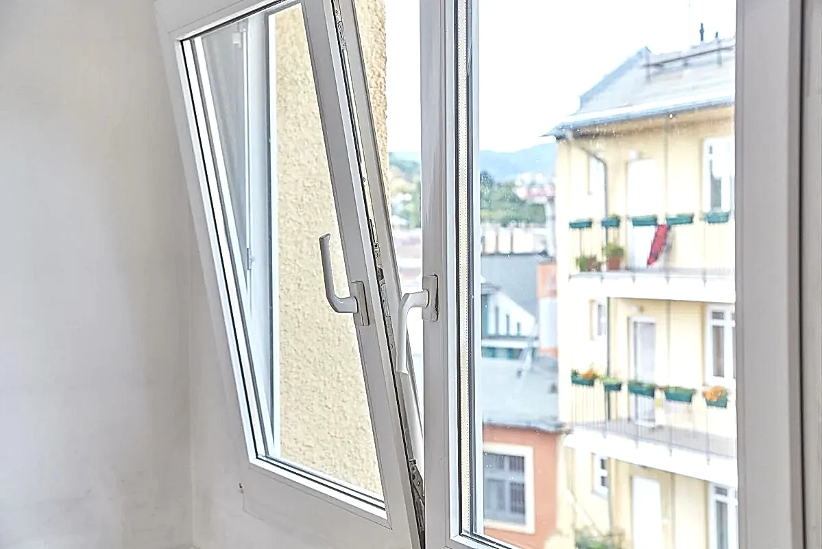 Напишите нам