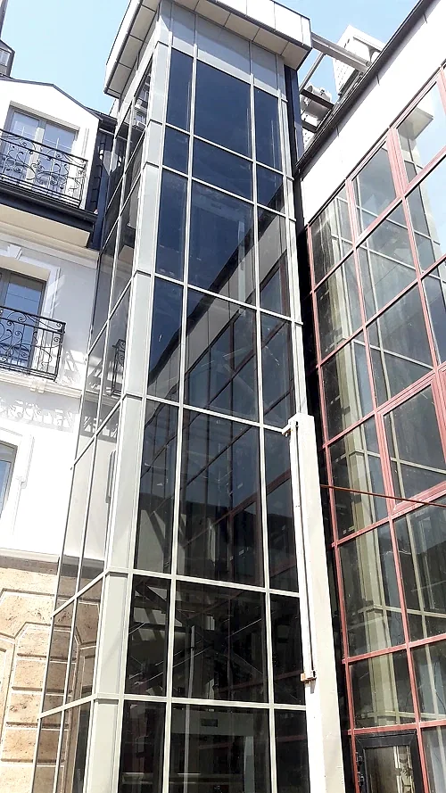 Витражи и фасадное остекление - проектирование, изготовление и установка.